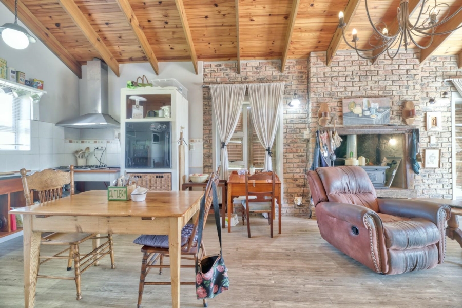 3 Bedroom Property for Sale in De Kelders Western Cape